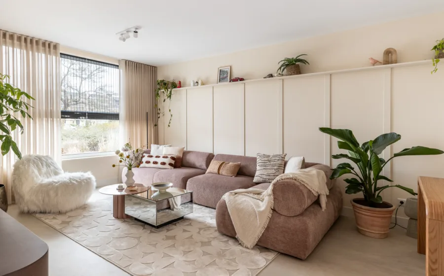 Vinylvloer in de woonkamer - Aanhuis.nl x vtwonen 'Weer verliefd op je huis'