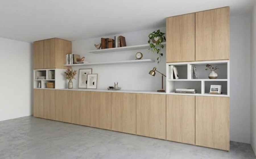 Kast op maat, hout met witte schappen