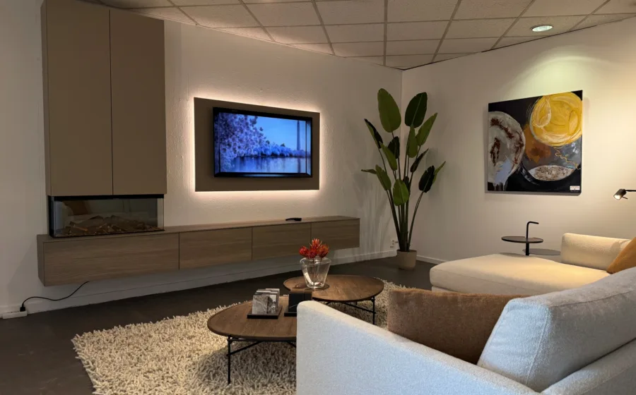 Aanhuis nl Gilsing Wonen Zevenaar Zithoek met tv meubel op maat