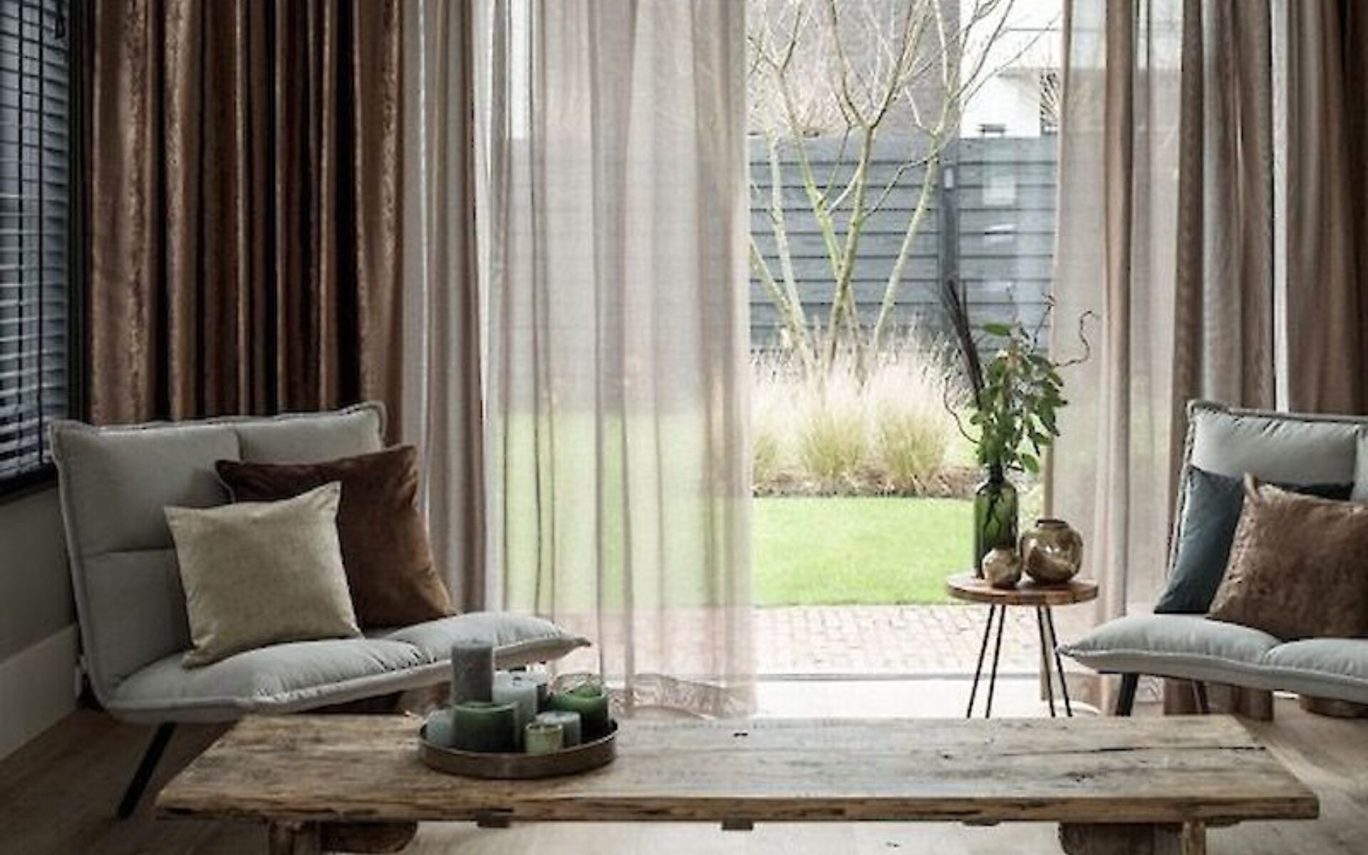 Raap bladeren op Licht pk Tot 60% minder zon in huis met deze gordijnen van Aanhuis.nl | Aanhuis