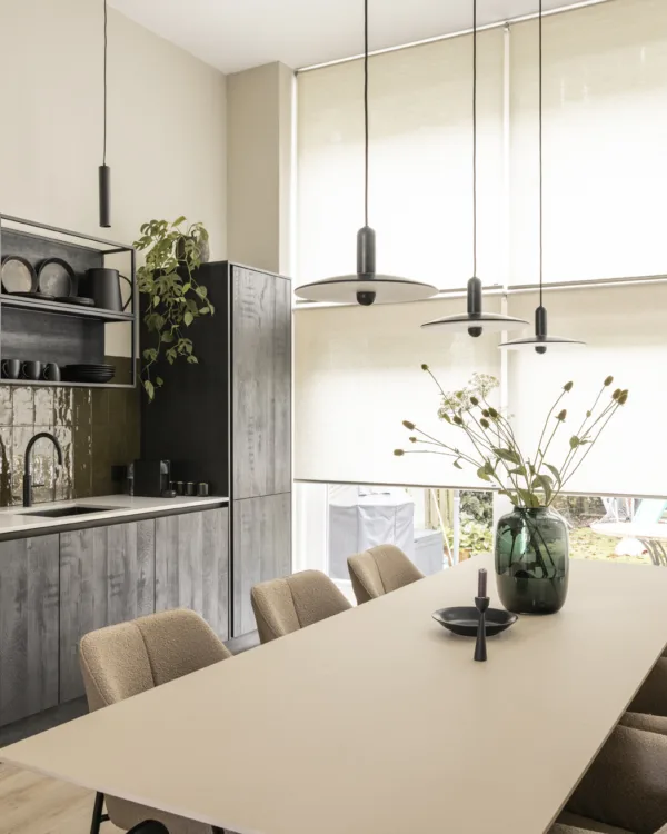 Rolgordijnen in de keuken