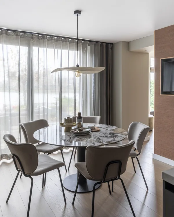 Inbetween gordijnen met waveplooi