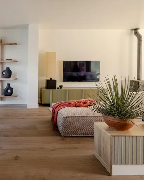 Lichte parketvloer van Lindura in de woonkamer