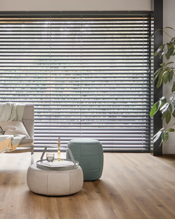 Pvc vloer Kahlo - natuurlijke, lichte bruin tint in de woonkamer