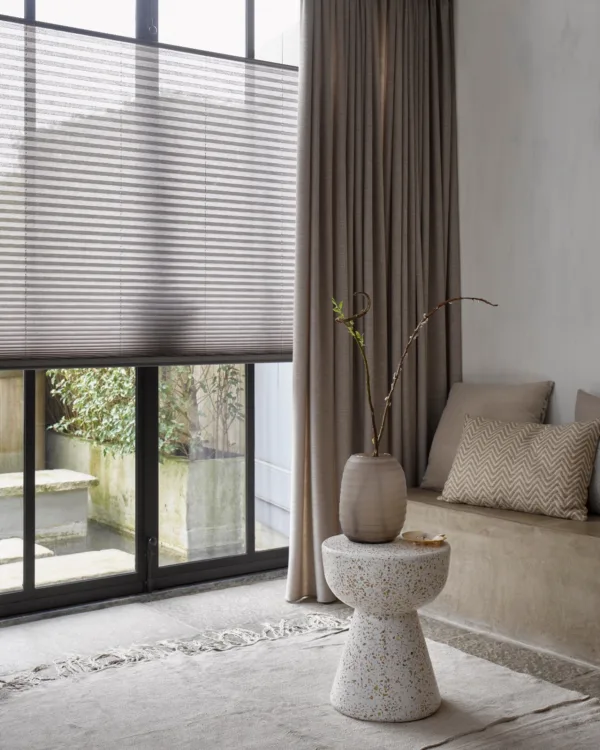 Toppoint plisse met overgordijn sfeerbeeld