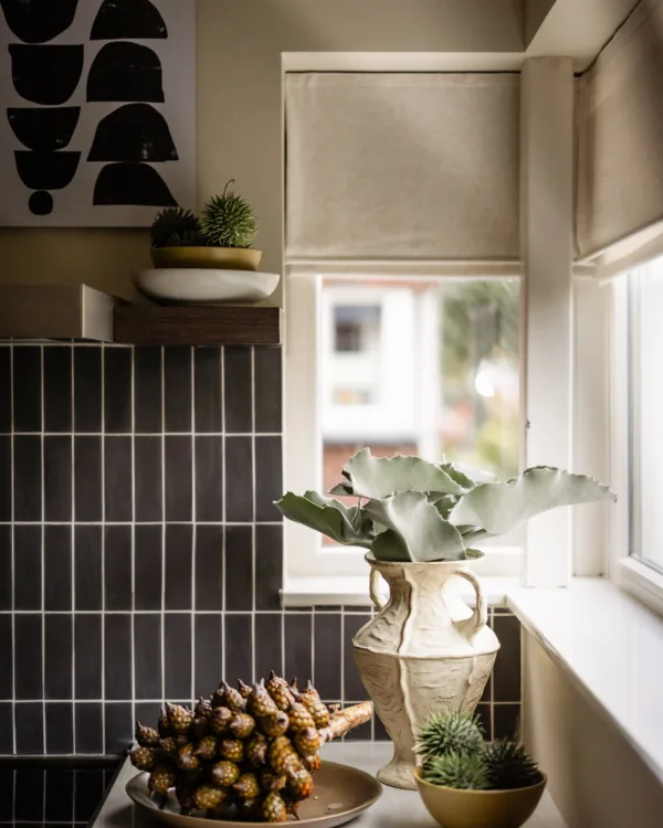 Artelux wave-gordijnen in kleur Schelp 22 zorgen voor een zachte, elegante uitstraling.