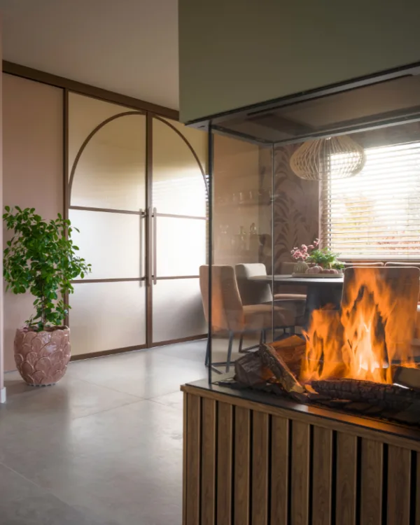 Bronze stalen deuren