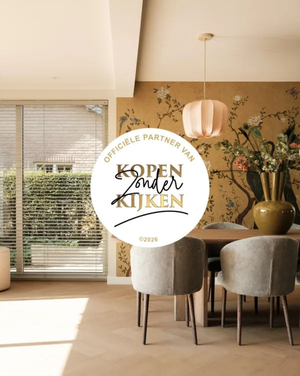 Basic naturel interieur met horizontale jaloezieën en inbetweens