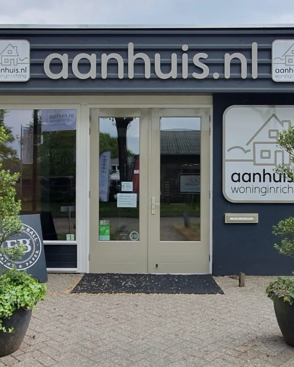 De buitenkant van Aanhuis.nl Gieten
