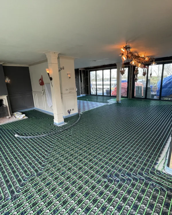 Warp Systems vloerverwaming, Aanhuis.nl heeft het!