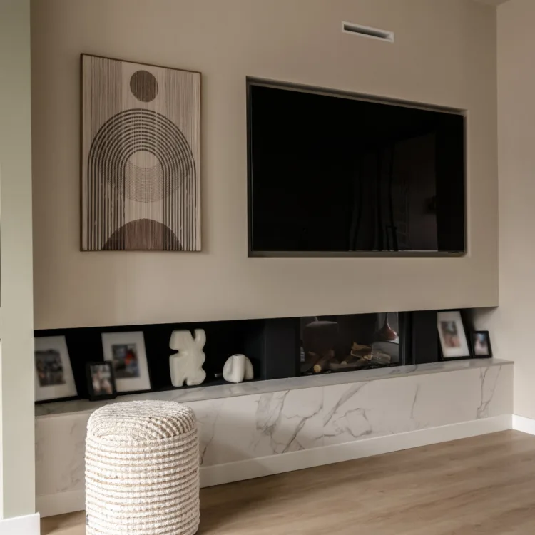 Sfeerfoto van Botanische groen woonkamer met pvc vloer