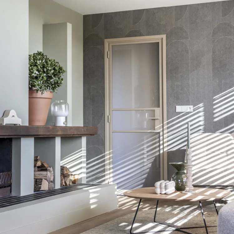 Evc-vloer in de woonkamer - basic naturel woonstijl - vtwonen x Aanhuis.nl