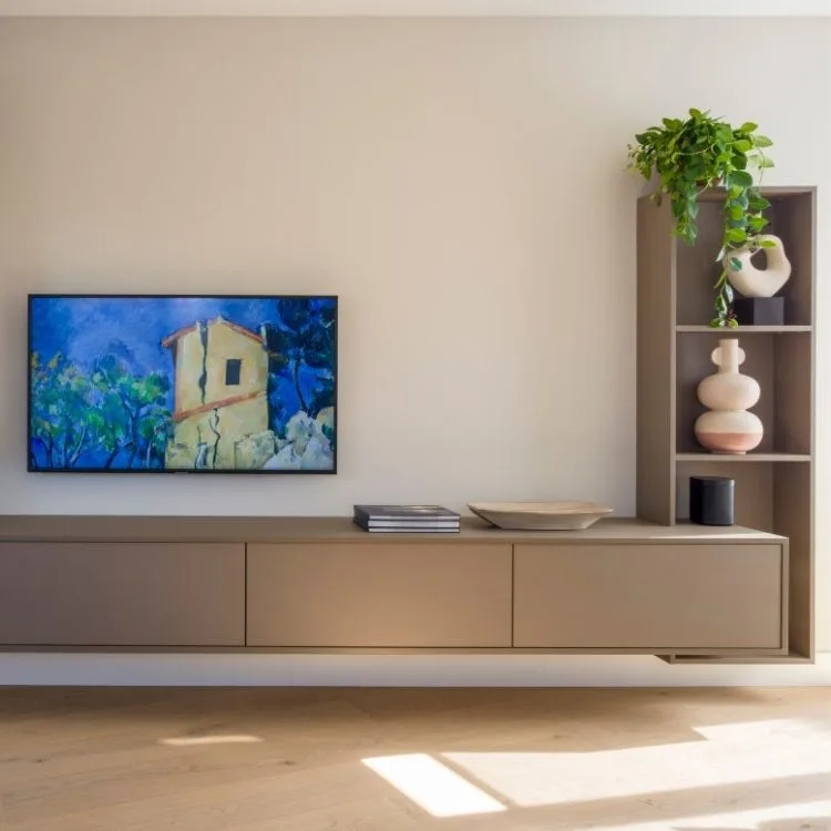 Tv-meubel op maat met elektrische haard in grijs/bruin tint