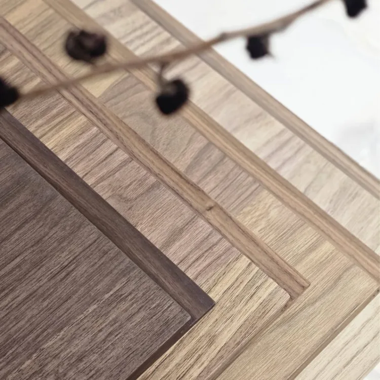 Verschillende houtlook mogelijkheden voor keukenrenovatie