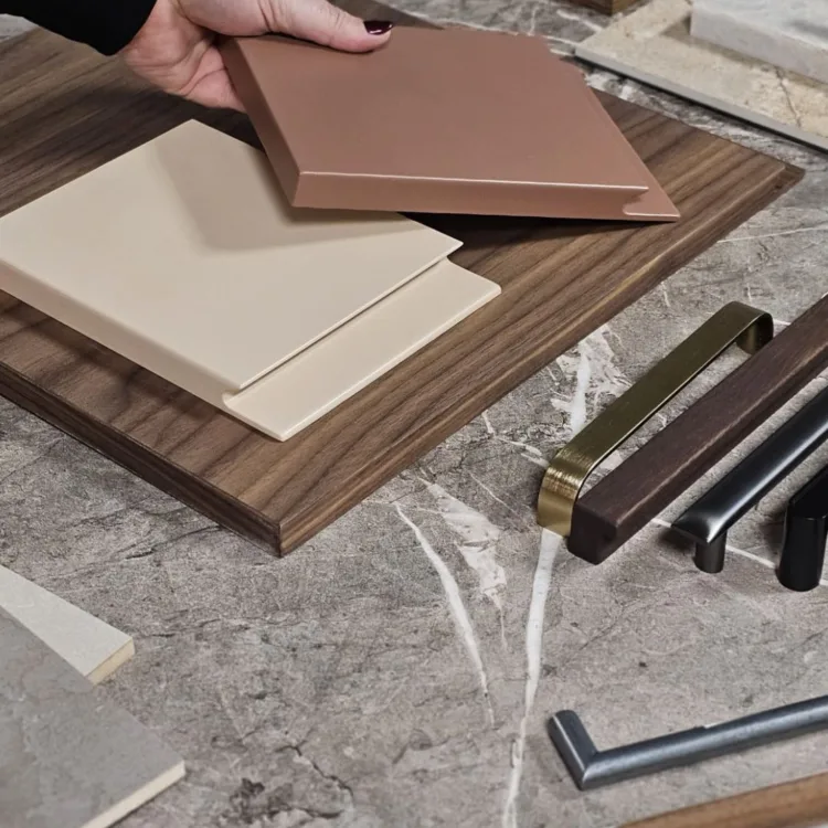 Jouw keukenrenovatie zelf uitzoeken bij een Aanhuis.nl bij jou in de buurt