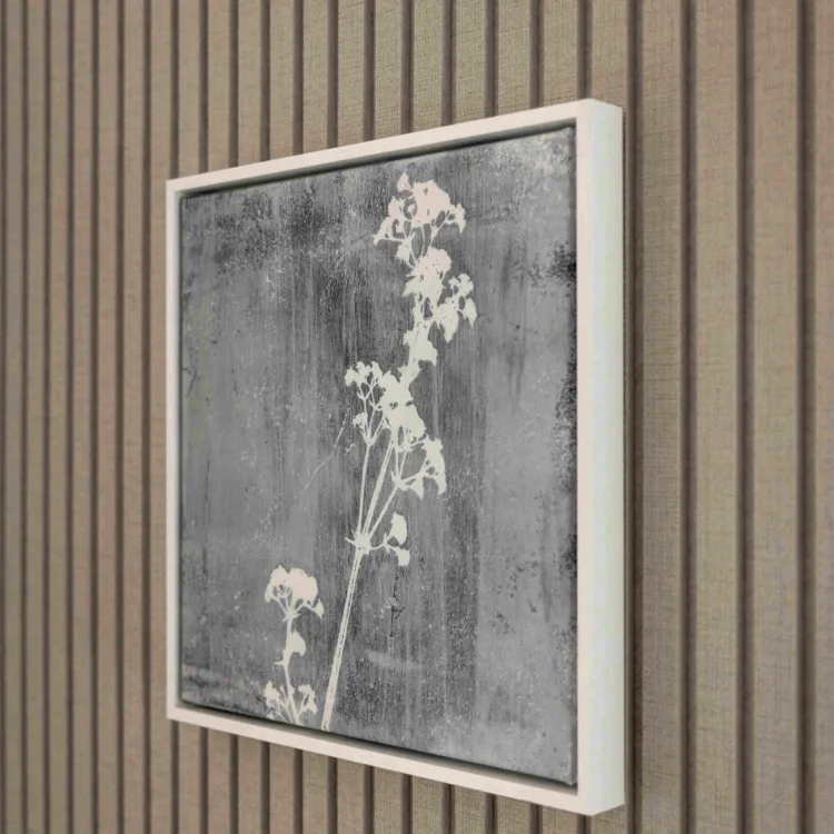 Houten wandpaneel met schilderij als stijlvolle wanddecoratie voor een warme en sfeervolle uitstraling in de woonkamer.