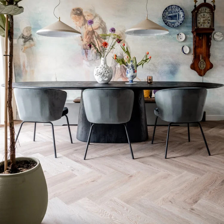 Vtwonen seizoen 18 afl 8 - Voorburg eetkamer